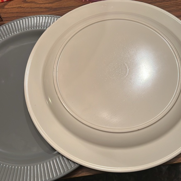 TWO LARGE THRESHOLD MELAMINE SERVING PLATTERS ! - Picture 5 of 8